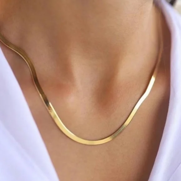 NEW 14K Yellow Gold 925 Sterling Silver Herringbone Chain Necklace - Picture 3 of 8